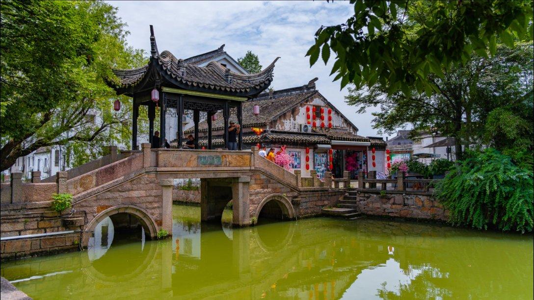 汽车华容道